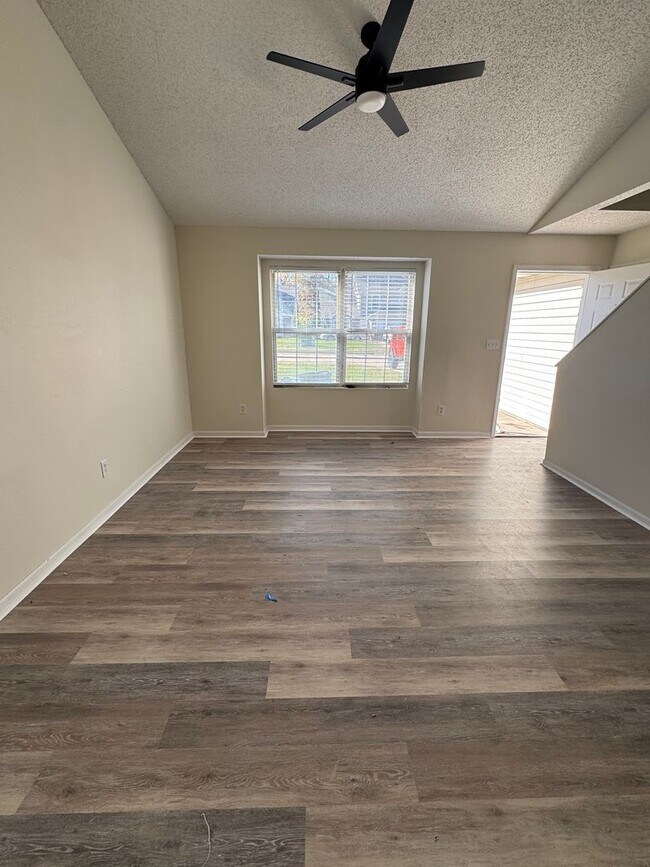 Photo - 1904-1906 Arlene Dr. Unit 1906 Arlene Dr.