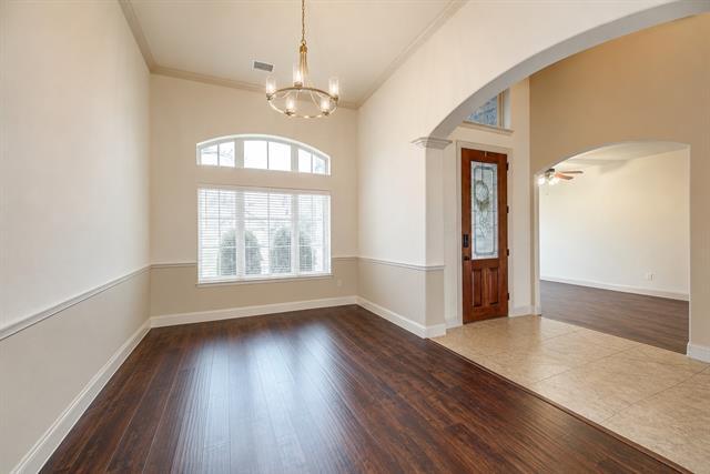 Photo - 2933 Softwood Cir