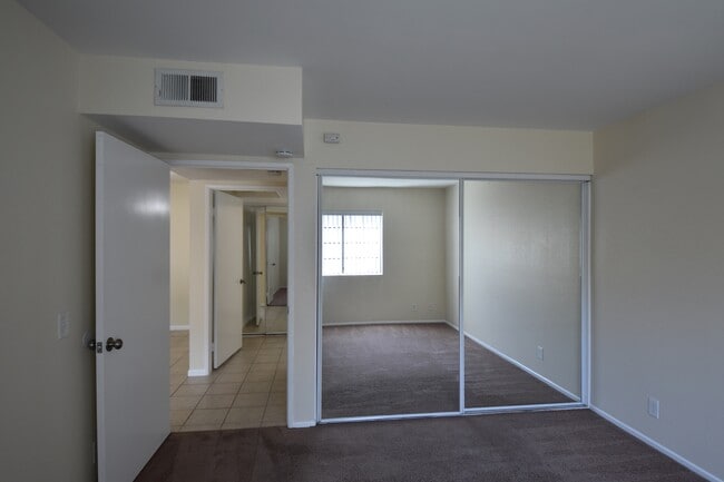 Photo - Mountain Vista Apartments