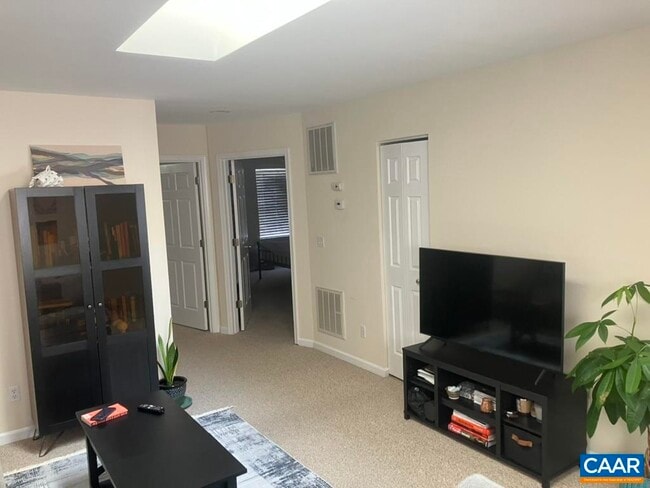 Photo - 1420 Lilac Ct