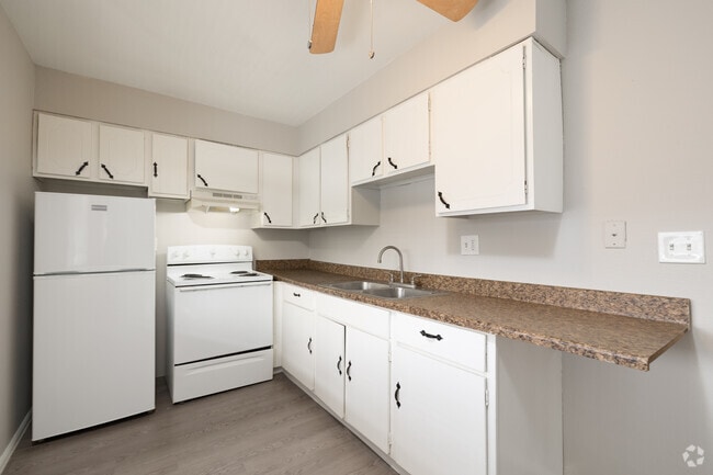 2BR, 1BA - 650SF - Kitchen - Westwind Apartments
