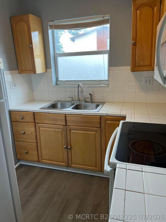 Photo - 20 SW 108th Ave