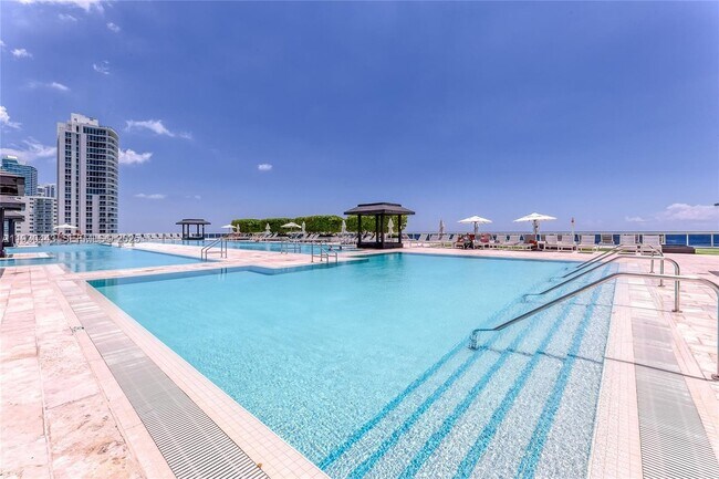 Photo - 1830 S Ocean Dr Unidad 4601