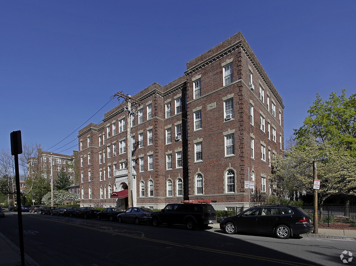 Photo - Dean Howells