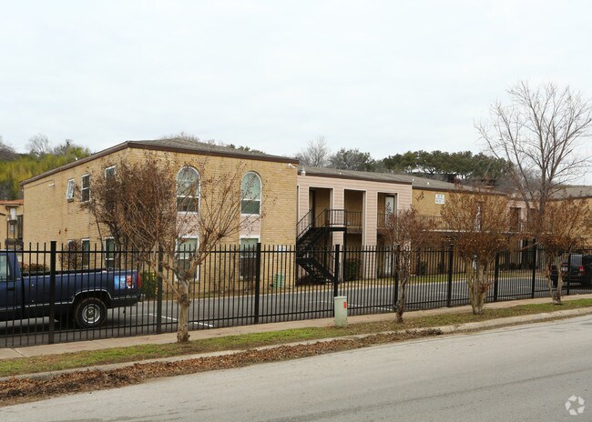 Photo - Spanish Garden Condominiums