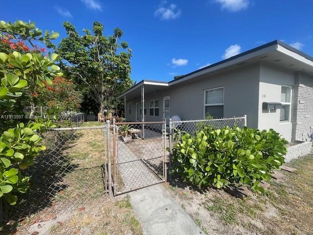 Photo - 1150 SW 26th Ave Unit 2