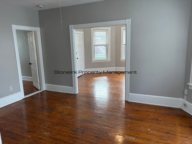 Photo - 77 Waltham St Unit 3