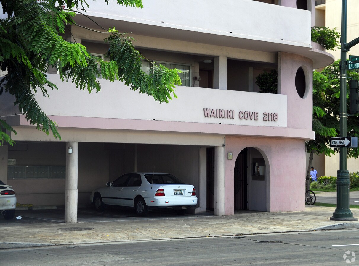 Photo - Waikiki Cove