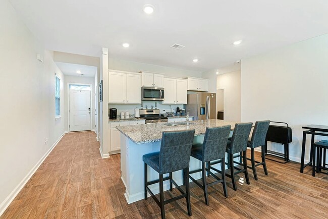 Photo - 314 Black Birch Dr