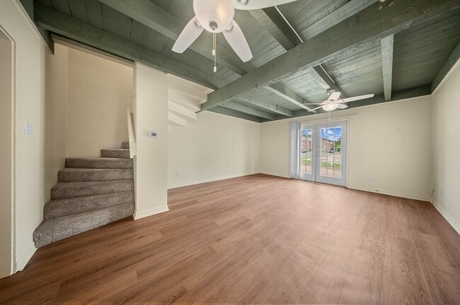 Photo - 208 E Starr Ave