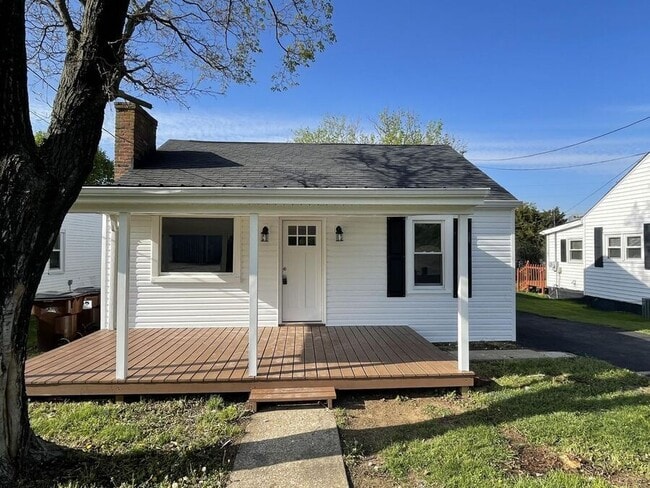 Photo - 125 Old Wilmore Rd