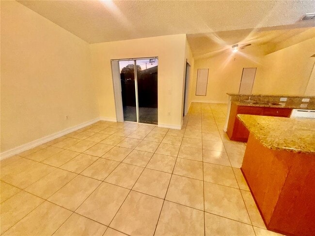 Photo - 909 Gateshead Ct