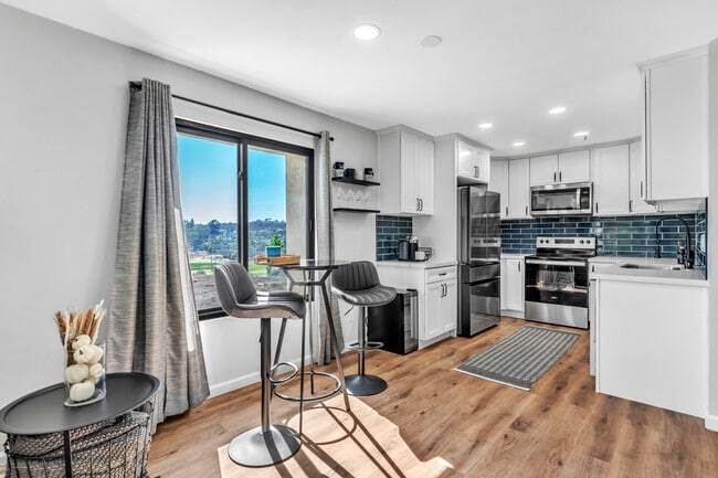 Photo - 11233 Tierrasanta Blvd Unidad 30