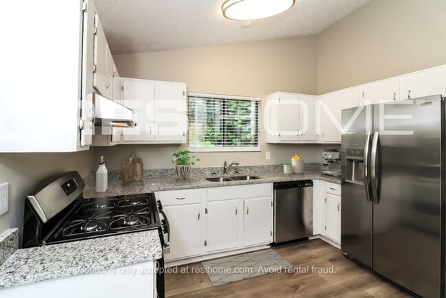 Photo - 3947 Wood Path Dr