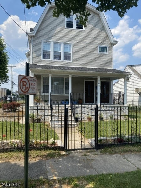 Building Photo - 281-283 Buffalo Ave Unit 3