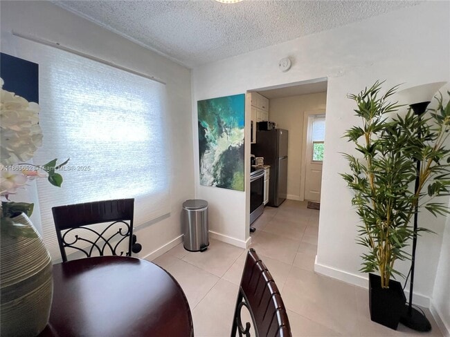 Building Photo - 7179 SW 21st St Unit 4 Rental