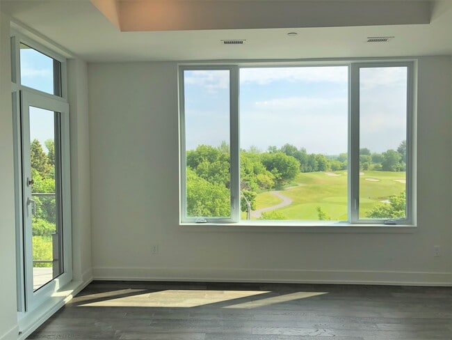 Photo - 280 Herzberg Rd Unité 404