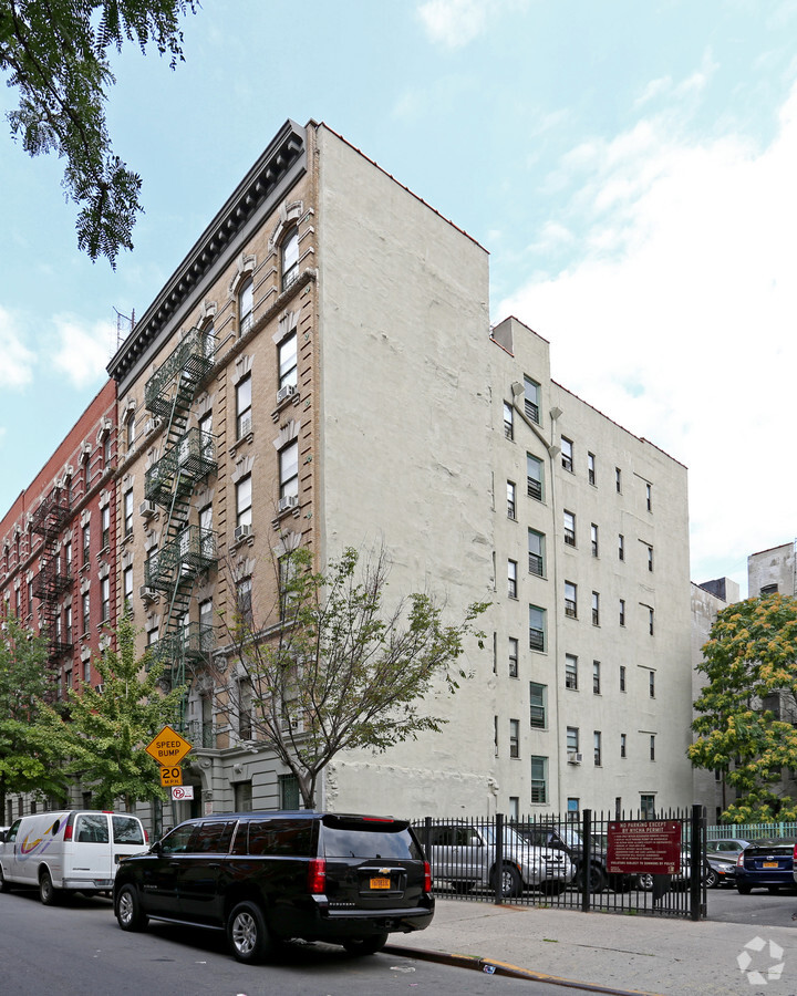 Photo - 115 W 143rd St Apartments