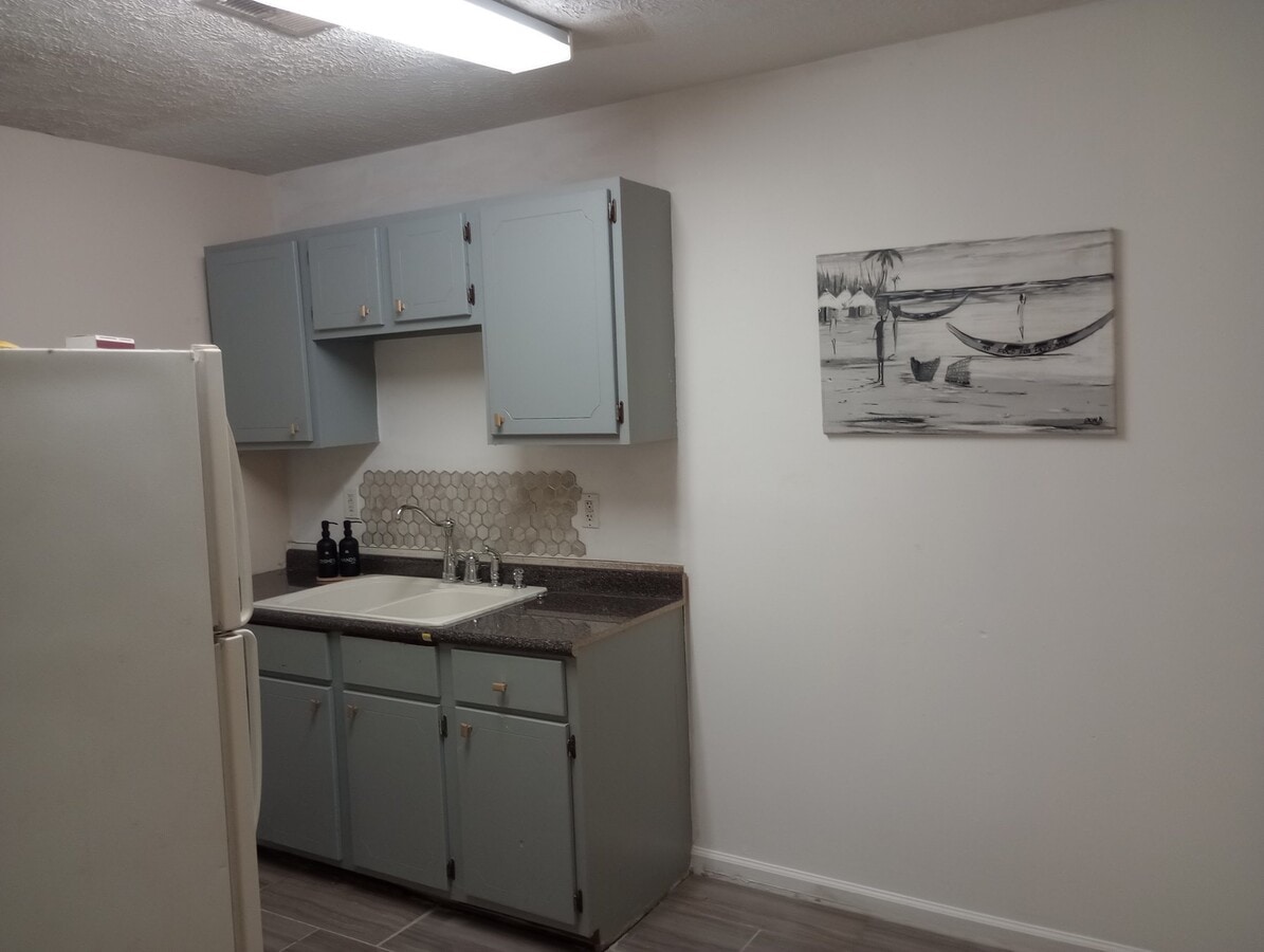 Photo - 740 Kings Rd Unit 740