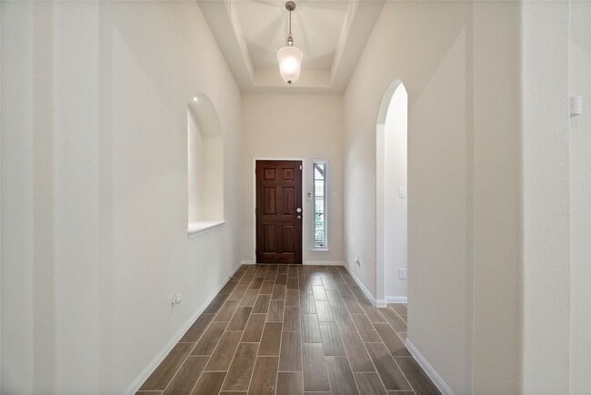 Photo - 1403 Holly Chase Dr