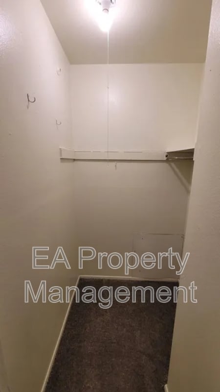 Photo - 332 Grove St SE Unit 5