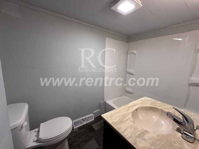 230 Tennessee-