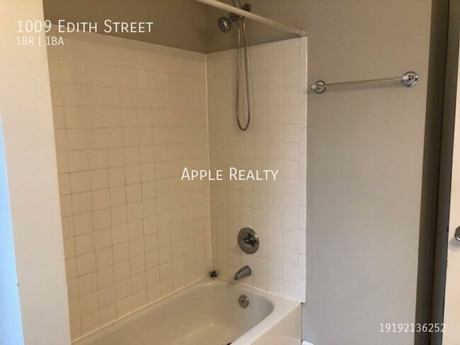 Photo - 1009 Edith St