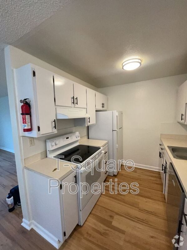 Building Photo - 5804 Hwy Pl Rental