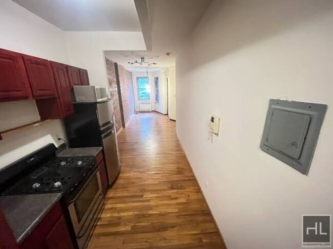 LEWIS AVENUE - LEWIS AVENUE Apartamento