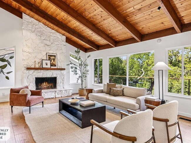 Photo - 227 Coleman Dr