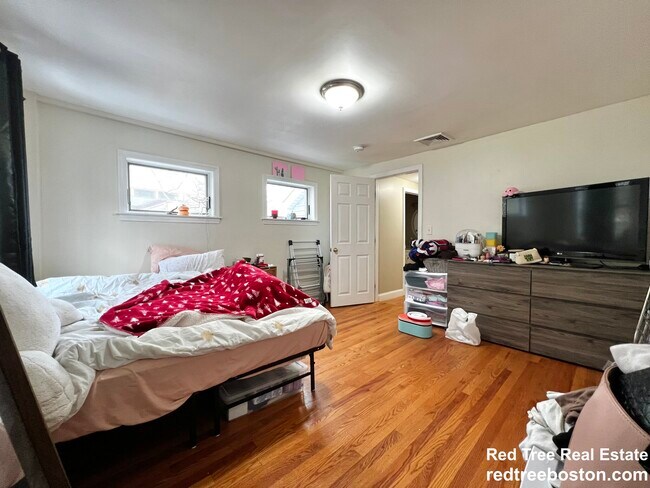 Photo - 57 Day St Unidad 57