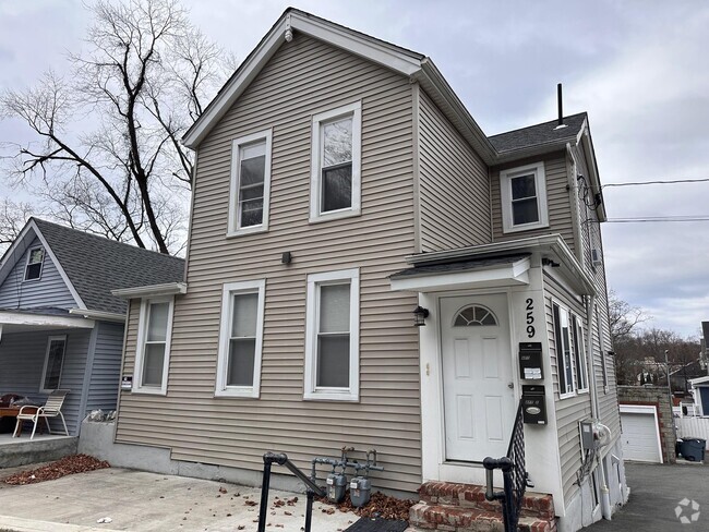 Building Photo - 259 Gidney Ave Rental