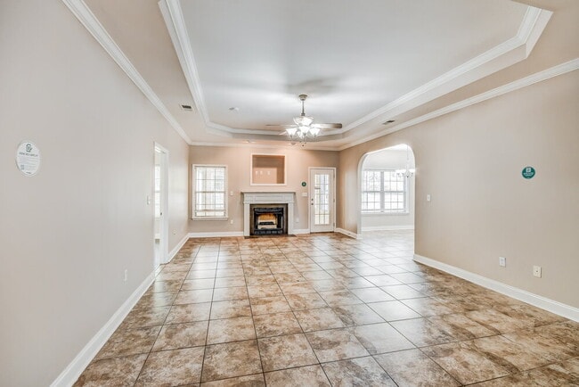 Photo - 600 Waterford Ln