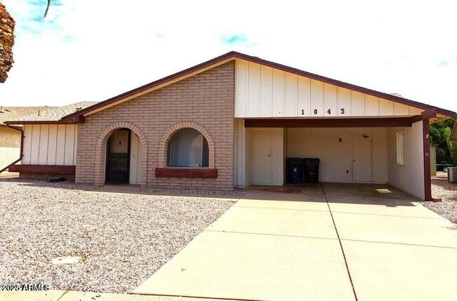 Building Photo - 1043 S Florence Dr Rental