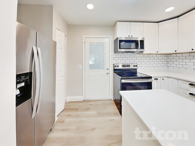 Photo - 1 Roberta Rd