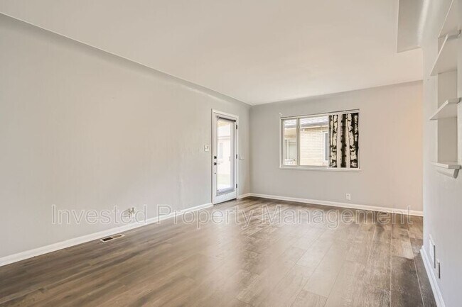 Photo - 2442 S Corona St