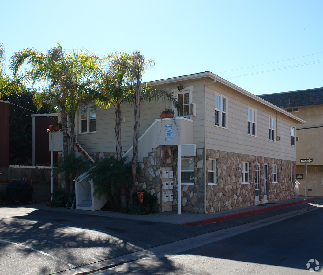 Photo - 1300 Ocean Ave Apartments