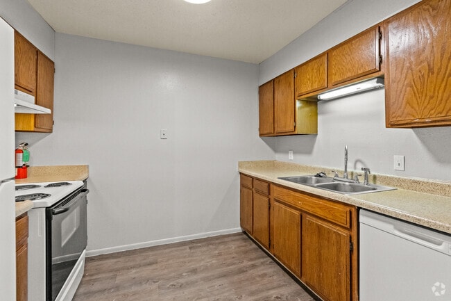 2BR, 2.5BA - 1,250SF - Kitchen