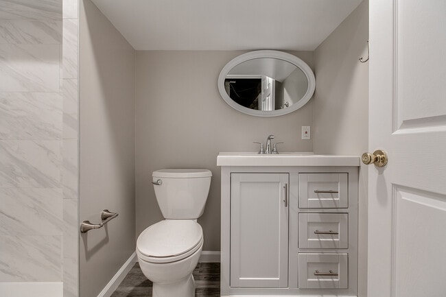 Photo - 25 S Jefferson St Unit Apt. B