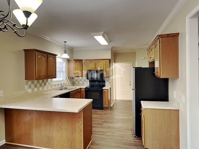 Photo - 2321 Devonshire Dr