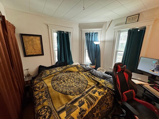 Photo - 11 Burnham St Unit 1