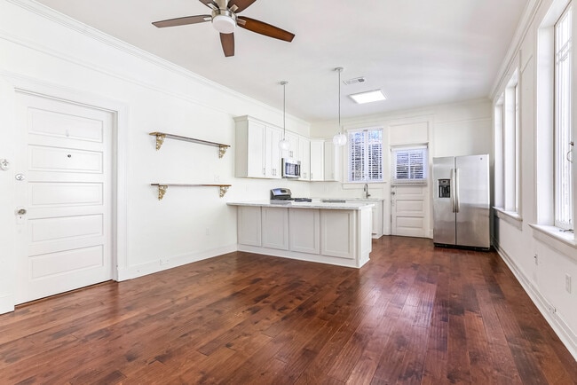 Photo - 3208 Palmyra St Unit B