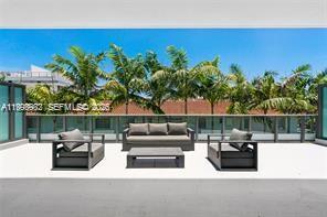 Photo - 9901 W Bay Harbor Dr Unit 305