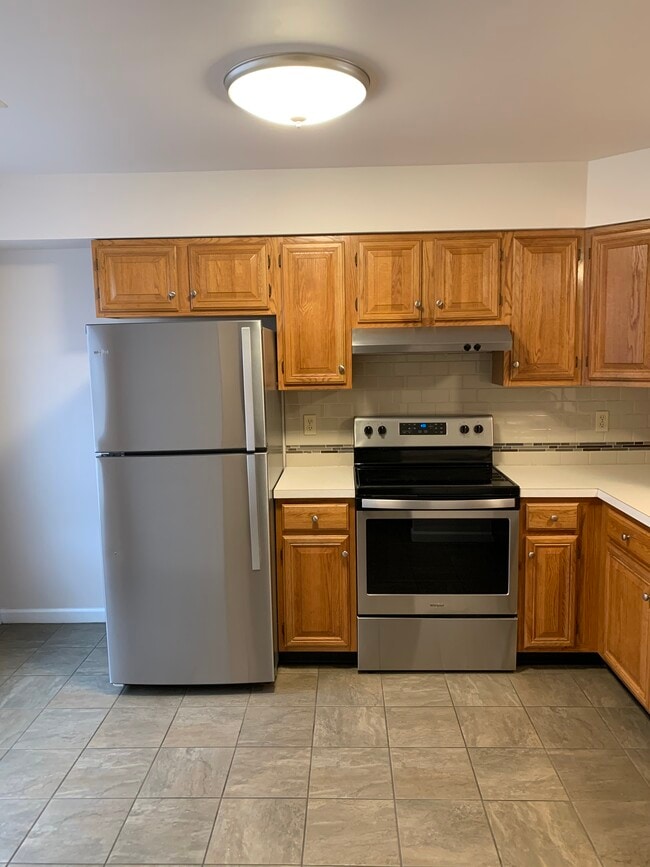 Photo - 158 Melrose Ln