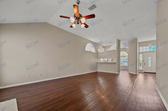 Photo - 10116 Long Rifle Dr