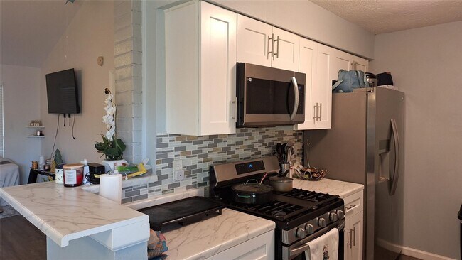 Building Photo - 19959 Salt River Ct