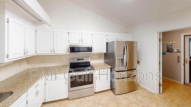 Photo - 318 Mirabelle Dr