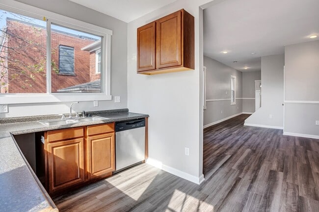 121 Dilworth St