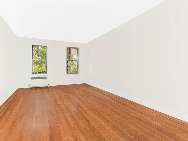 Photo - 3875 Waldo Ave