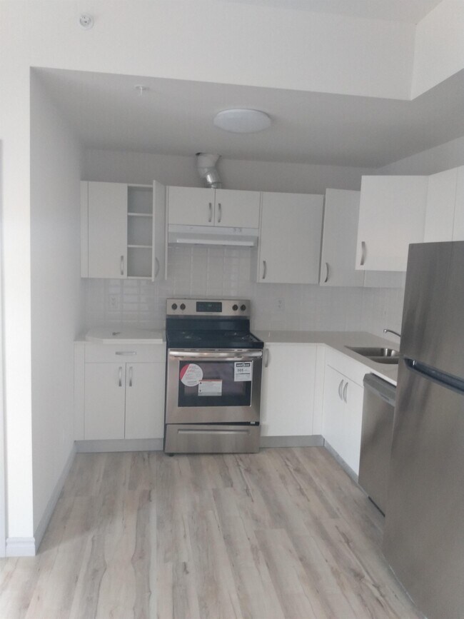 Photo - 269 Sunview St